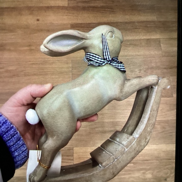 New Jolie Fleur Easter Rocking Bunny Decor - Picture 4 of 8
